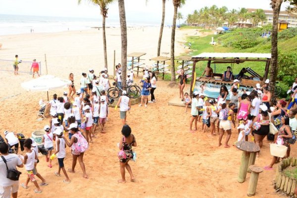 Ação "Passando o Rodo nas Praias" acontece neste sábado (15) na Praia de Stella Maris, em Salvador